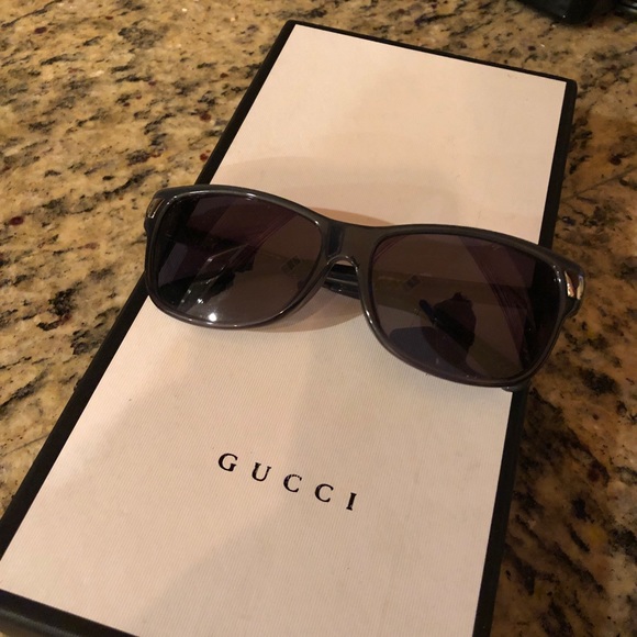 Gucci Mens Sunglasses - Picture 1 of 7